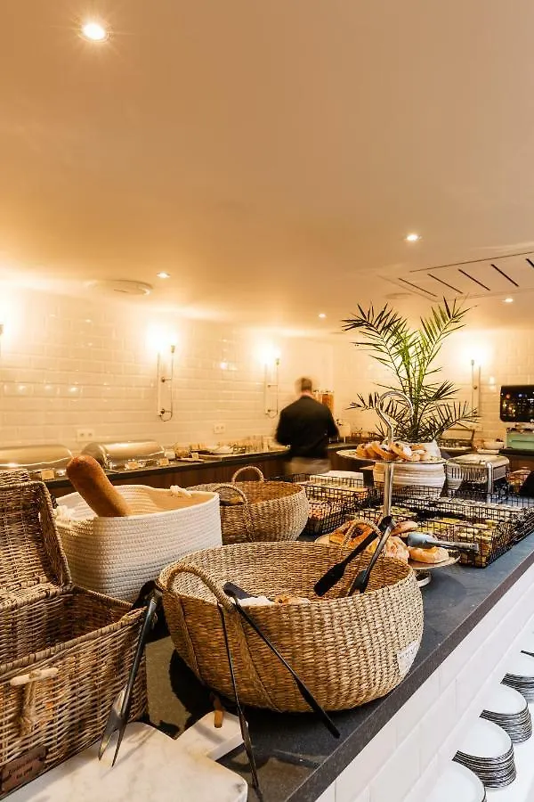 Hotel Cocoon Остенде